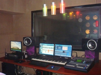 北京至尊唱片專業(yè)錄音棚對外開放_(tái)影音制作_演藝吧 - 中華演出網(wǎng)